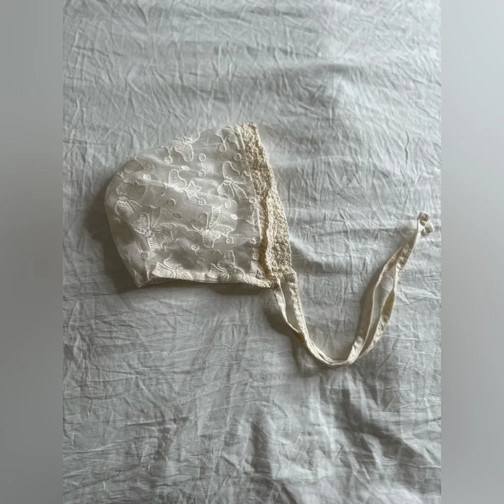 Infant Baby lace bonnet